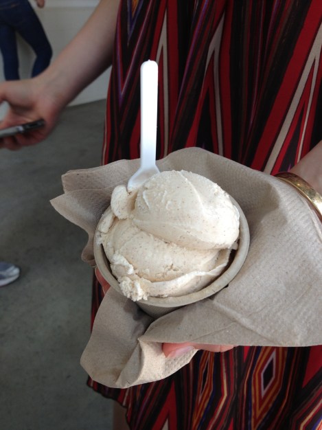 Cinnamon flavored ice cream...SO GOOD 